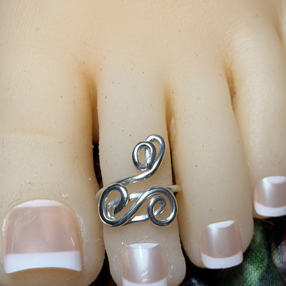 Sterling Silver Toe Ring- Adjustable Unique Toe Ring- Midi/Knuckle Ring- FS#38 - Picture 8 of 11